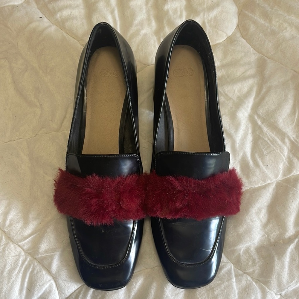 Heeled Loafers with Fur Detailing